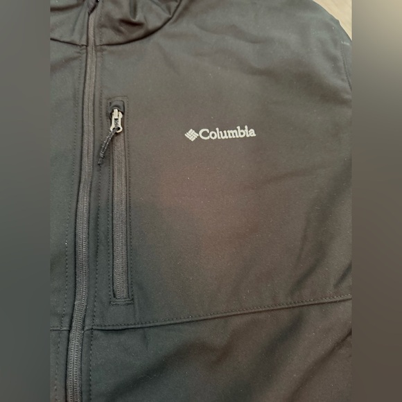 Columbia Men's Ascender Softshell Jacket in Black - 6X - Picture 3 of 5